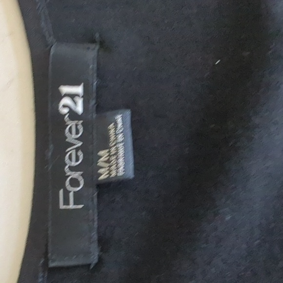 Forever 21 sparkly top - Picture 2 of 9